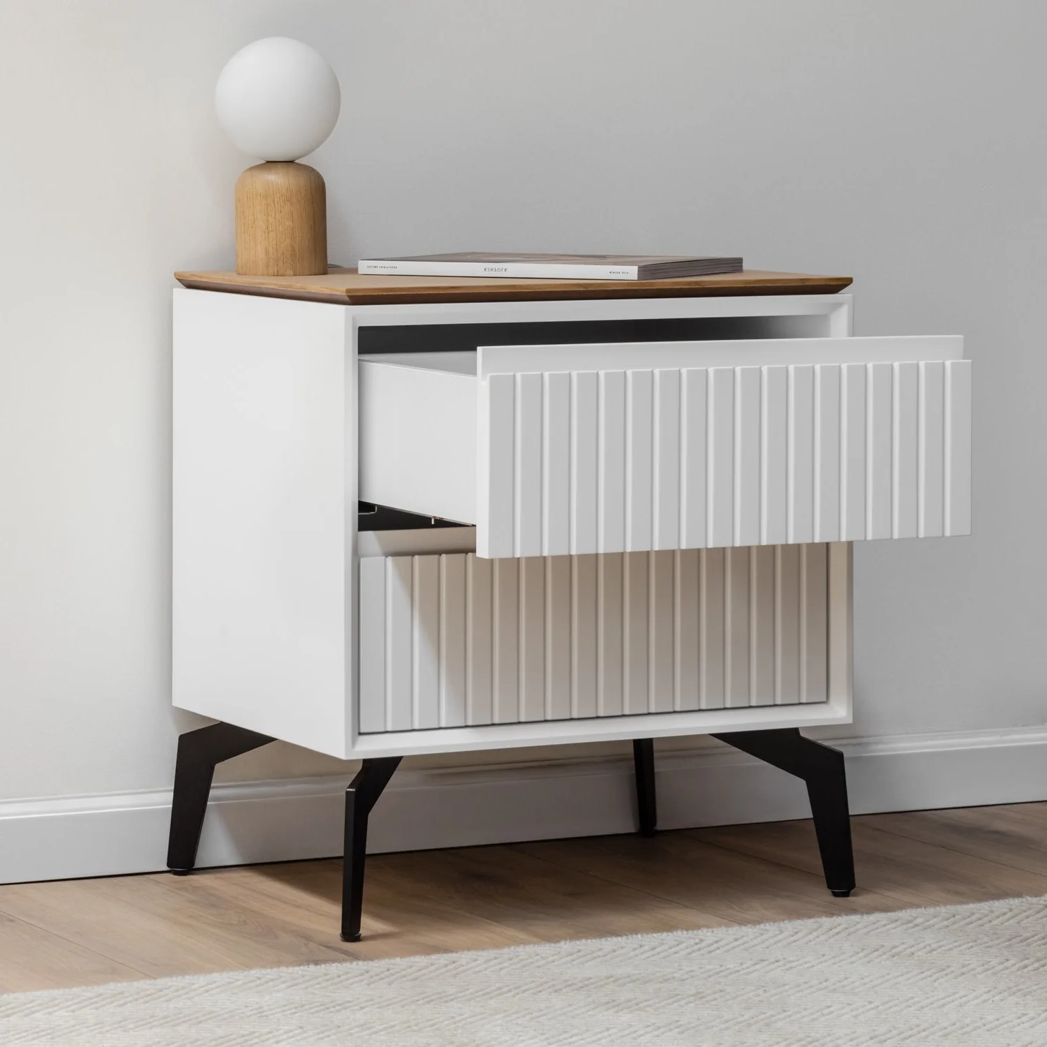 GENOA NIGHTSTAND | שידת לילה מעץ ומתכת 52/40 ס"מ, עם מגירות - Image 3