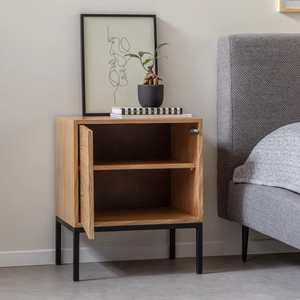 KAMER NIGHTSTAND | שידת לילה מעץ ומתכת 50/40 ס"מ, עם מדפים סגורים - Image 3