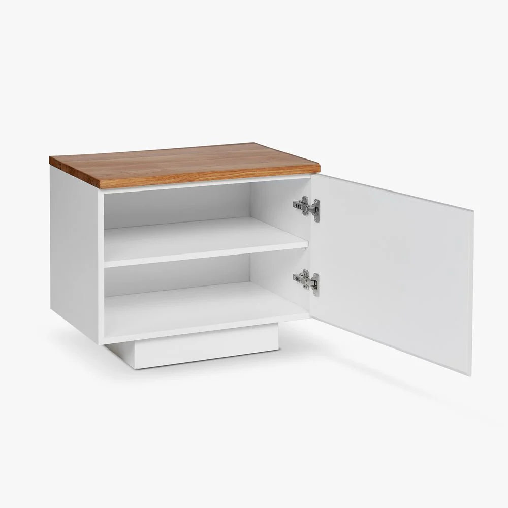 LAMER NIGHTSTAND | שידת לילה מעץ 60/40 ס"מ, עם מדפים סגורים - Image 4