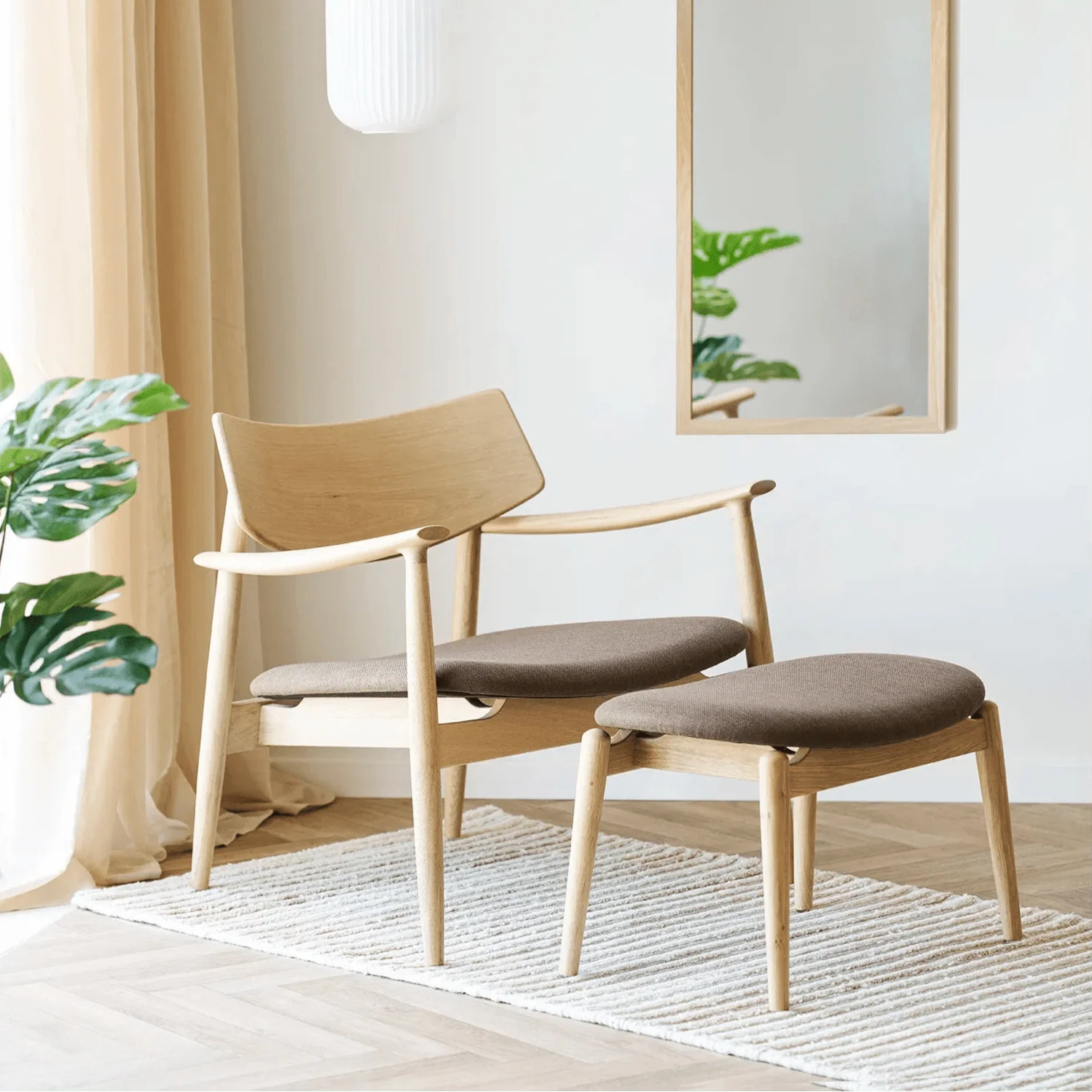 NISA | סטול מעץ אלון מלא מרופד אריג - Image 2